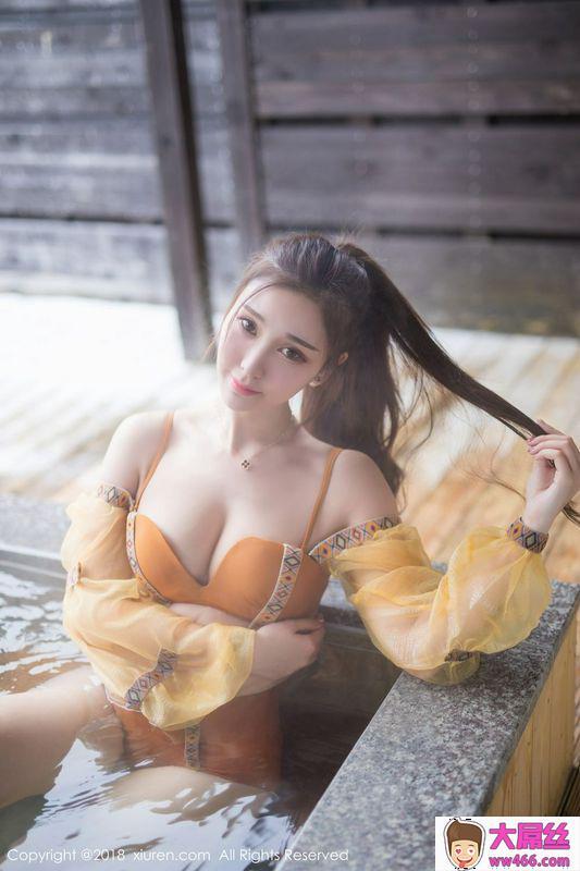 性感白嫩美胸女神淼淼萌萌哒春寒赐浴华清池比基尼写真