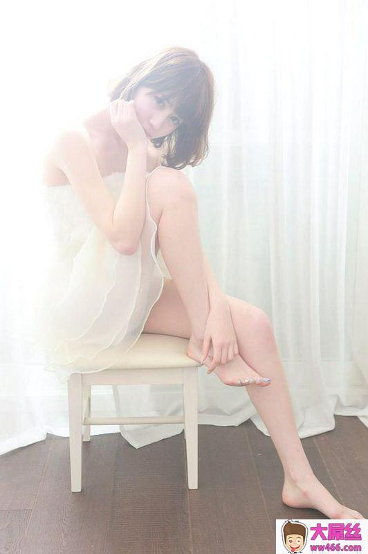 森田ワカナ仿佛人偶一样可爱的写真图新人