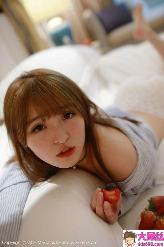 MFStar模范学院系列VOL.096伊小七MoMo性感写真