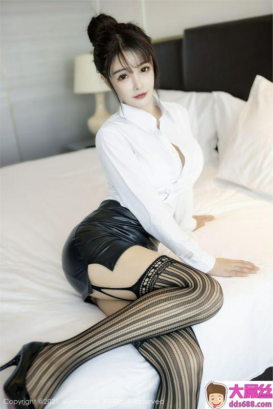 Xiuren秀人系列No.2976南初妹妹完整版无水印写真