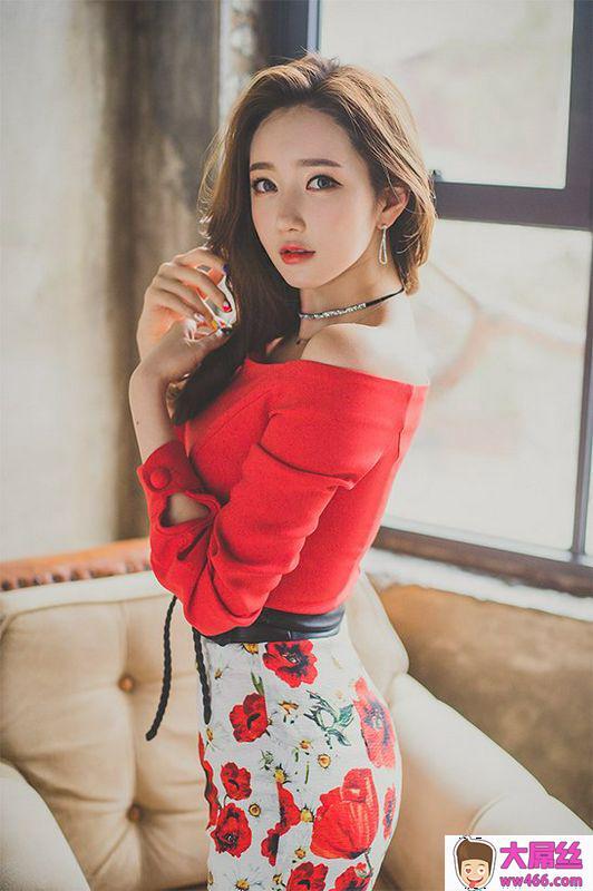 李妍静이연정家居绝美高雅气质写真图