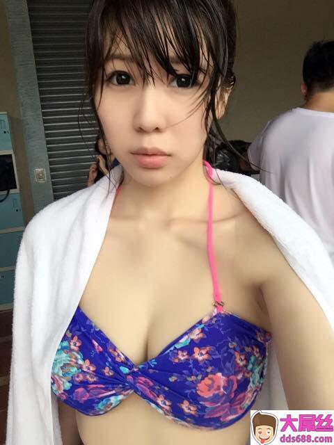 蓝妍宁蓝筠筑童颜巨乳萌系猫娘～